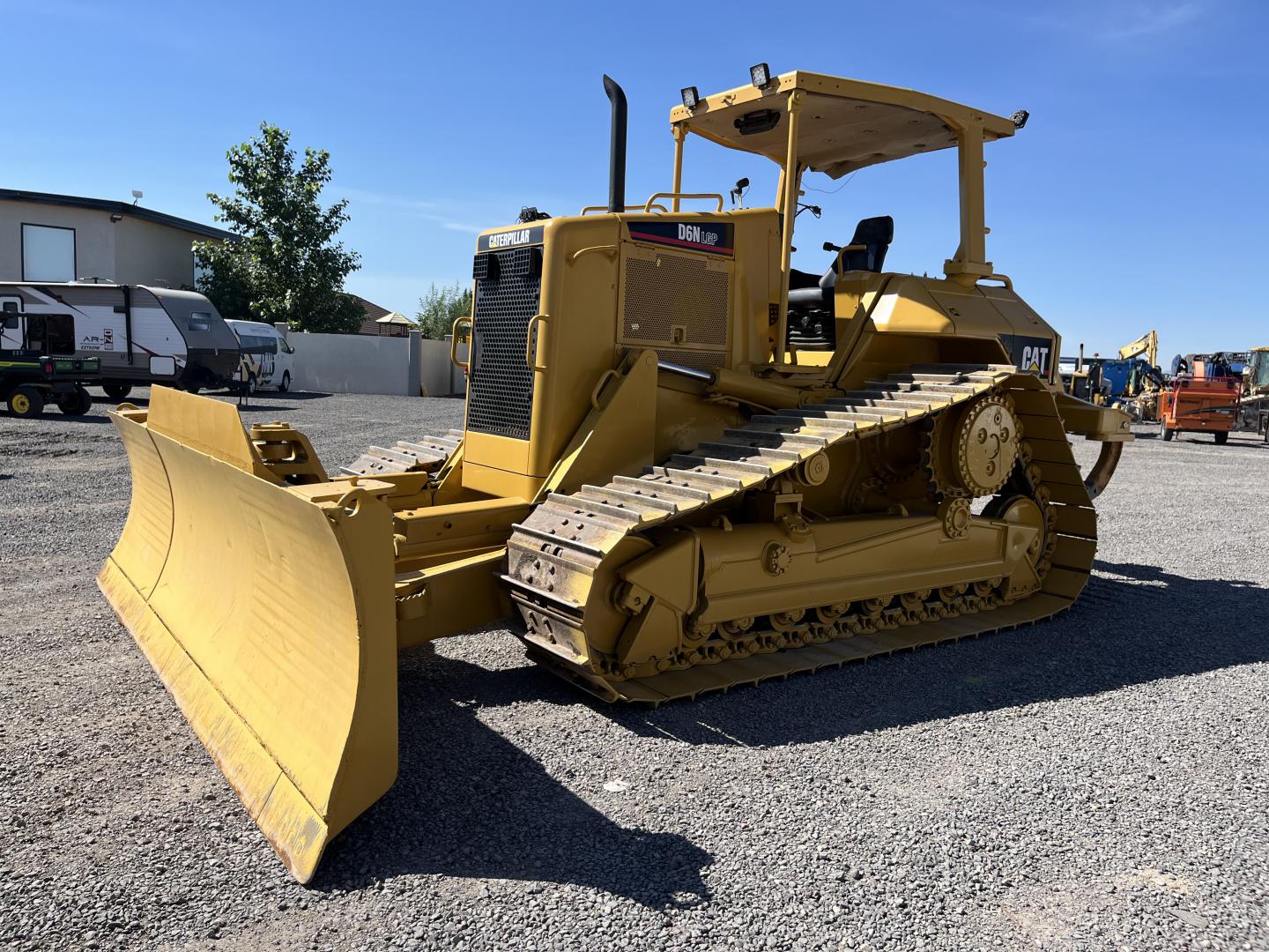 ./imagenes/INVOICE/2019/16239/BULLDOZER D6N (12).JPG